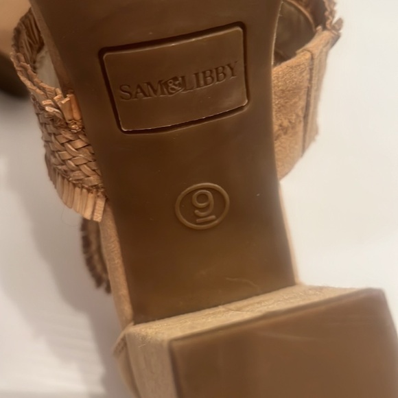 Sam & Libby Esther tan sandal block heel fringe size 9 brown neutral lik… - Picture 8 of 9